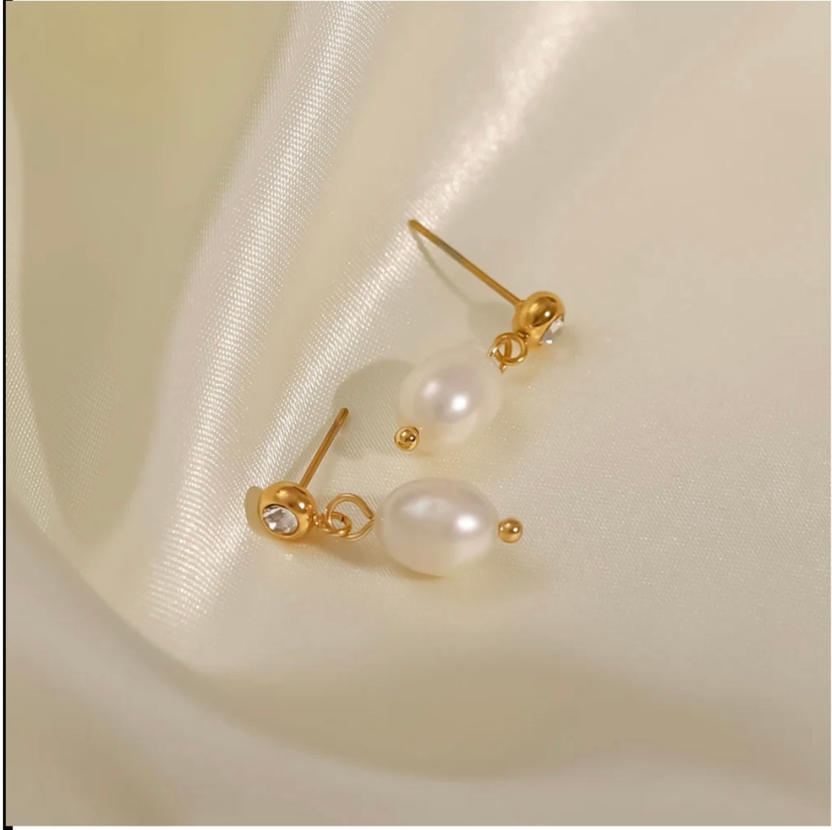 18K Gold-Plated Pearl Earrings