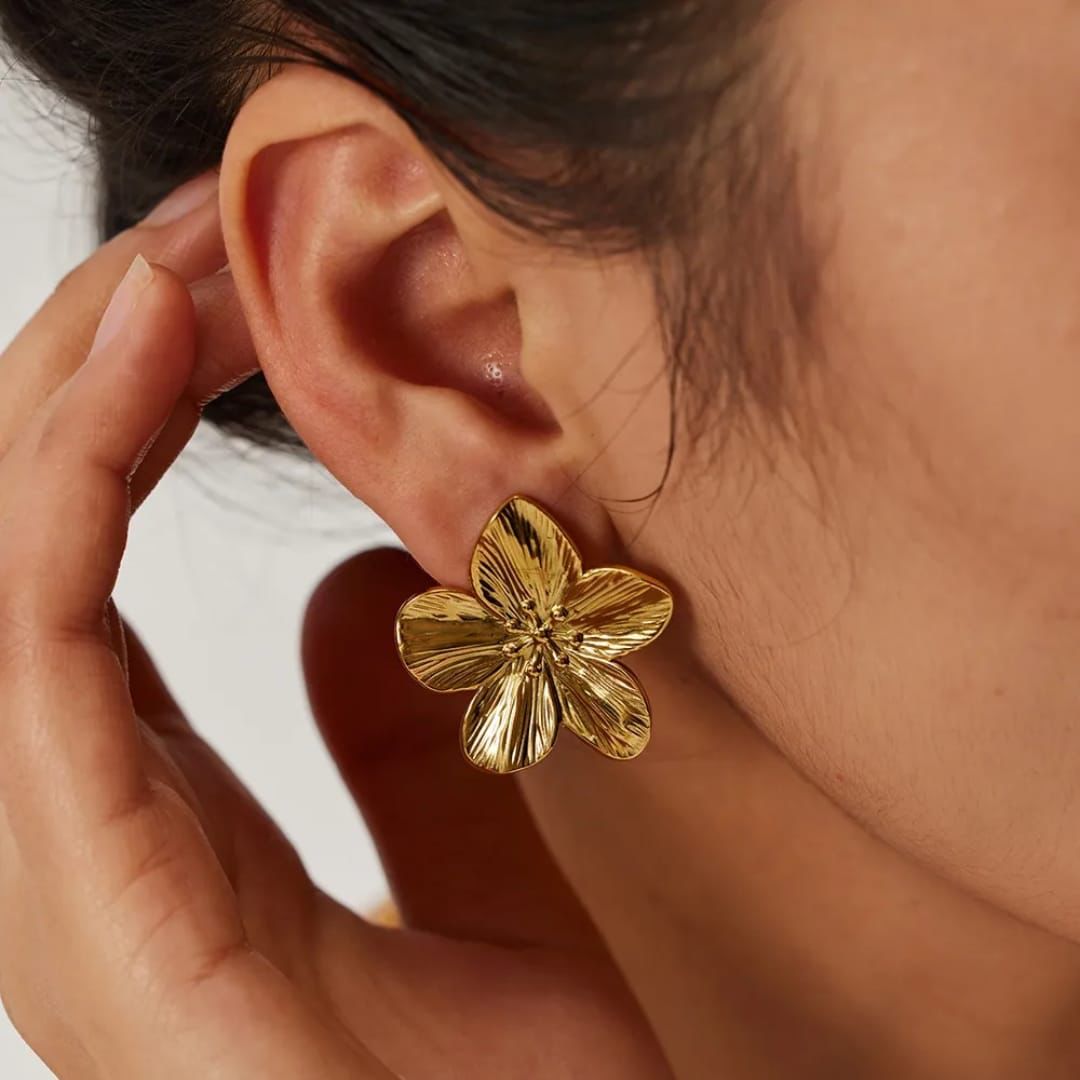 18K Gold-Plated Flower Studs