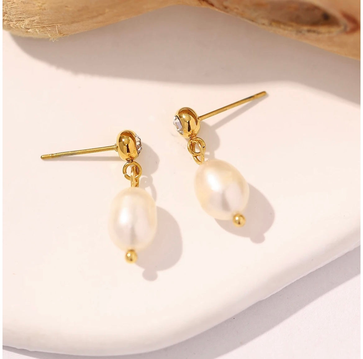 18K Gold-Plated Pearl Earrings