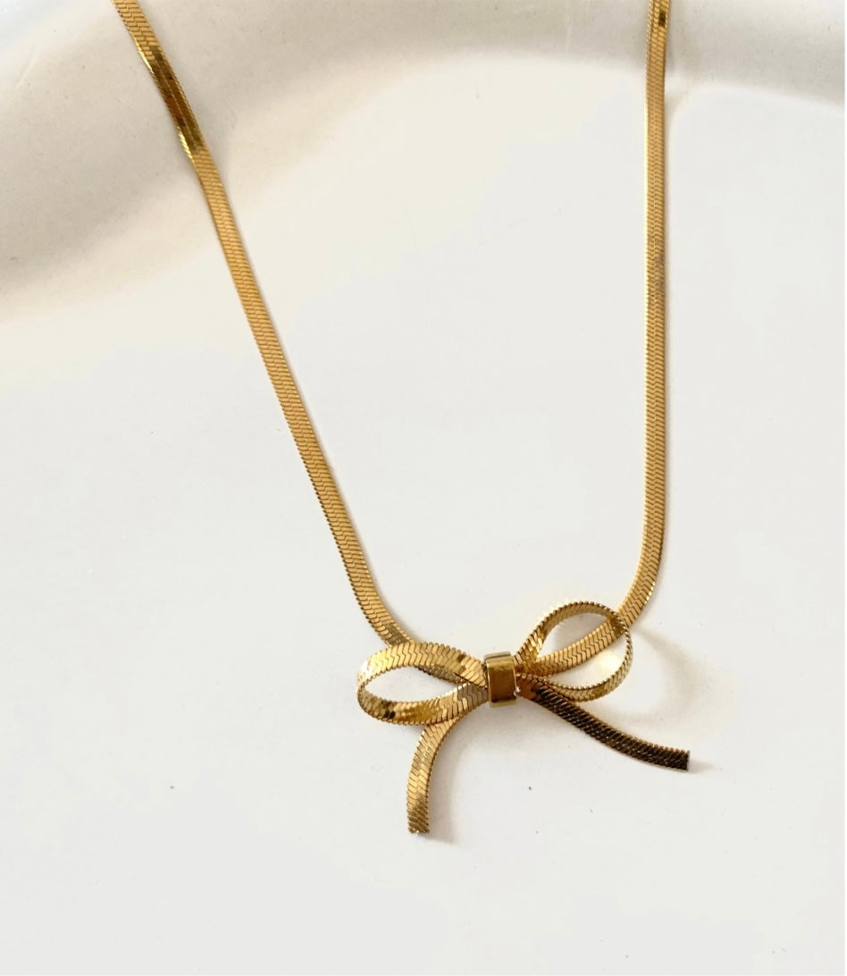 18k Gold-Plated Bow Choker Necklace