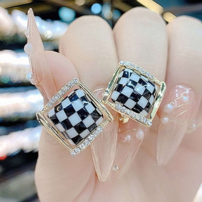 Korean Black and White Check Earrings