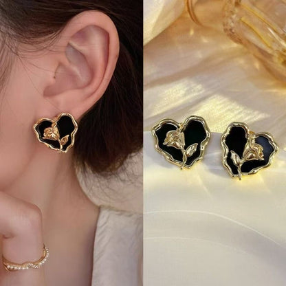 Korean Black Heart Earrings